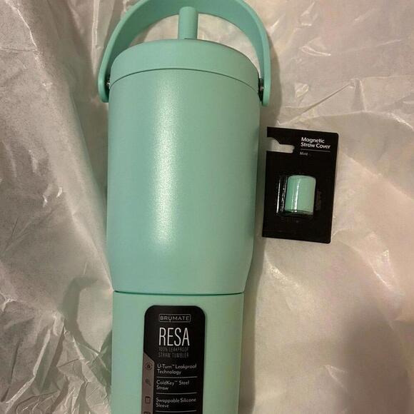 Brumate Resa Mint Green  25 oz with straw topper - Picture 1 of 6